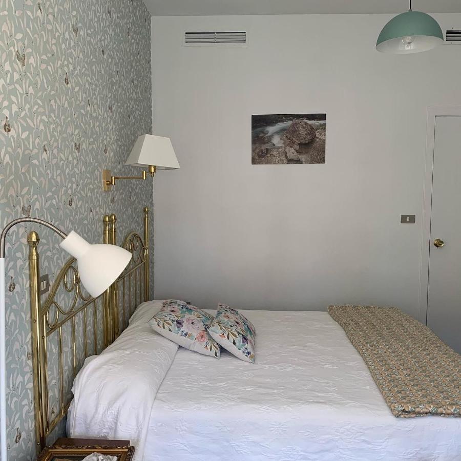 Hostal Pirineos Barbastro Exteriér fotografie